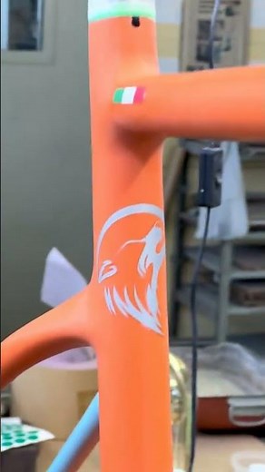 How a Custom Bike Frame Is Painted | Handmade in Italy