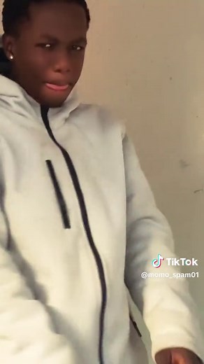 @momo et sa soeur😍 @Guida 🤘 #tiktoksenegal🇸🇳 #visibilité #viralvedeo #viral_video