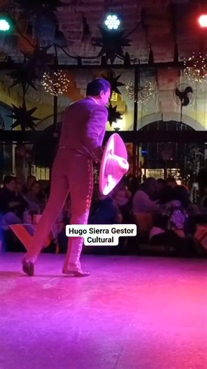 Restaurante Noches de Guadalajara, plaza Garibaldi en CDM . Espectacular. Gracias a la Fundacion Sembrarte Mexico Internacional. | Hugo Sierra Gestor Cultural