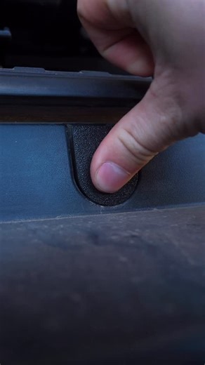 4Runner Lifestyle on Instagram: "I know it’s a small detail. But for those of you that pay attention to them, this is so much better 😅 Usually on the back hatch you have a bunch of just exposed little bolts and the pockets for them. These look really terrible like the trim isn’t there or something. And they tend to collect dust so maybe to some it’s a silly thing but it just looks and feels so much cleaner with them covered. Also does some protecting to stop things like little rocks and dust fr