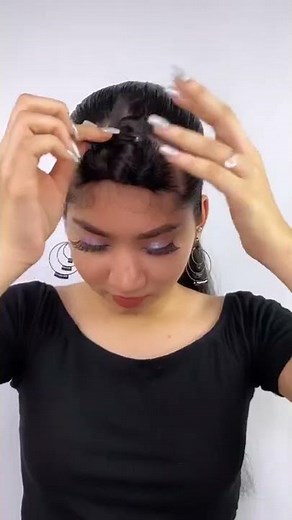 Sleek Middle Part Pony Tutorial