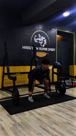 Ibrohim | Athlete | Natural Bodybuilder on Instagram: "Kim qancha koʻtargan commentga yozamz... . . . #gym #reels #bodybuilding #aesthetic"