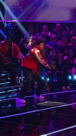 When Rayver Cruz steps in, the room just moves with him!