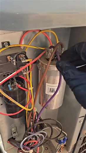 8.3K views · 107 reactions | AC not cooling repair. #hvac #homediy #PropertyManagement #HomeImprovement #landlord #fblifestyle | dirtymaintenancenation.com | Facebook