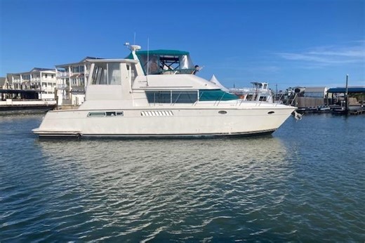 1997 Carver 500 Cockpit Motor Yacht Motor Yachts for sale - YachtWorld