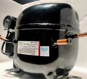 [Hot Item] Refrigerator Freezer Refrigeration Compressor R134A R404A for Embraco EMT6165gk 220V