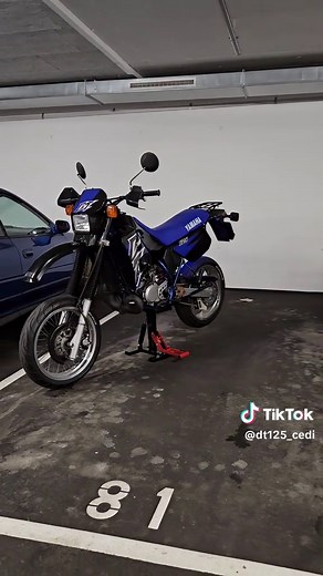 Exploring the Yamaha DT125 Supermoto Experience