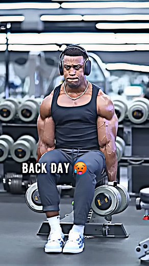 Back workout 🔥 Transform your body through "The Ultimate Workout Guide" with proven results , 1000 happy customers , No more excuses start now ! Get the link in bio 🖇️ . . . . . #gymmgemss #backworkout #legsworkout #armsworkout #shouldersworkout #forearmsworkout #forearm #calves #workout #exercise #gym #gymnastics #gymmgems #gymmxtreme #shoulderday #quadsworkout #glutesworkout #backexercise #glowup #correctyourform #rightwaydotoexercise | Gymm Flexx