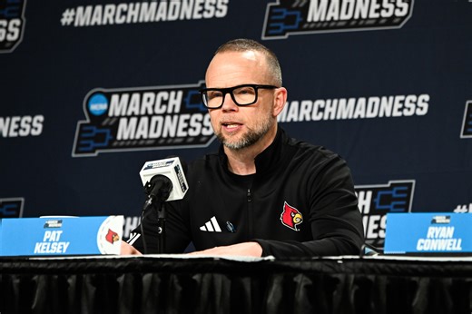 Video and transcript: Pat Kelsey, Louisville players preview Michigan State