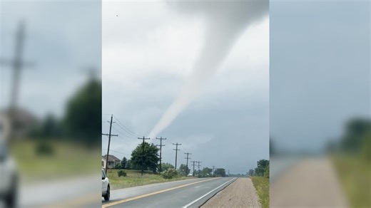 3 eyewitness videos show storm, suspected tornado in southwestern Ontario