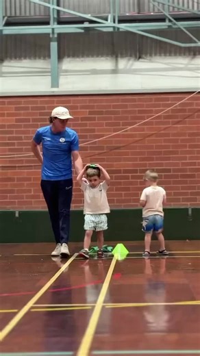 Skillzone Sports on Instagram: "⭐️ MINI STARS COBRAM & SHEPPARTON Join the Skillzone team this week in Cobram and Shepparton for an action packed mini stars session 📍 Monday 9:30 am Cobram sports Stadium 📍 Thursday 9:30 am Shepparton visy community Stadium Our Mini stars program introduces children to gross motor skills, activities and games to build confidence Casual bookings available via the link below ⬇️ 💥 Cobram 🔗 https://www.skillzonesports.com/booking-calendar/mini-stars-single-sessio