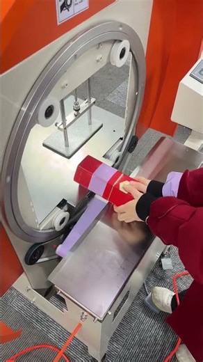 The aunt next door who packs things manually is so envious!! #tape wrapping machine #stretching
