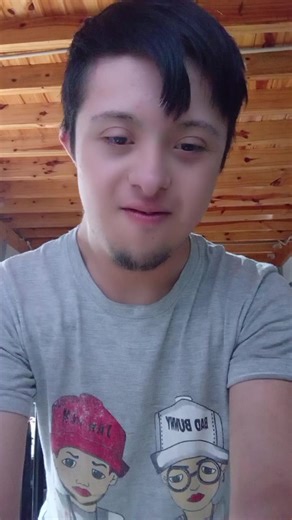 Videos de Ignacio Impellizzieri (@ignacio.impellizz8) con “original sound - Neon_Cat”