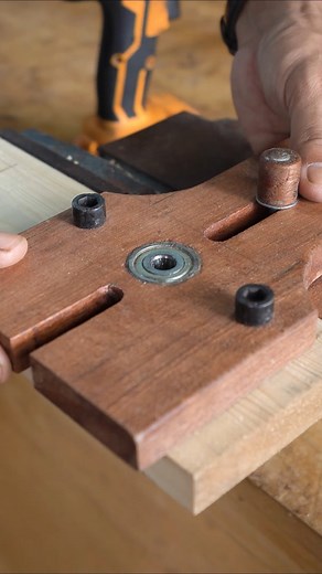 28K views · 194 reactions | DIY Woodworking Tool Tips for make Stisks by Hand motor #amazing #FacebookReelsContest #Wow #woodworking #tricks #reelsfb #reelsviral #reels #trending #Trend #wood #Sticks #DIY | Woodworking TV | Facebook