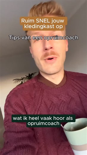 1K views · 122 reactions | Een kledingkast opruimen kan lastig zijn. Maar no panic. Blijf kalm. Ik ga je helpen! Van 16/11 tem 19/11 gaat mijn ‘Kallm your closet’ challenge door. In 4 dagen leer jij hoe je jouw kledingkast efficiënt gaat organiseren. Je krijgt dagelijks een mail met een stappenplan en in de avond kom ik live om je vragen te beantwoorden. >>reageer CHALLENGE en ontvang de GRATIS challenge! #opruimen #opruimcoach #opgeruimd #opbergen | Koen Gilis | Facebook