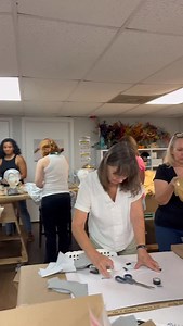 Ever wondered what LBV looks like behind the scenes? ✨ Our friends at @nolacraftculture are the true creative masterminds behind the sparkle, and we’re so grateful for the artistry they help bring to life year after year. From glitter to glue guns, this is where the Mardi Gras magic begins! Thank you to @jessica.d.weems.3 of Cestbon Design for leading as our instructor! 📍NOLA Craft Culture, 127 S Solomon St, New Orleans, LA 70119 We’re endlessly proud of all the time, talent, and heart our Viva