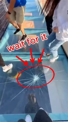 Glass Sky Bridge Panel Cracks Under Tourists