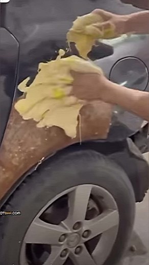 What the hell ? 😱😱#autobody #automotive #bodyshoplife #luxurycarrepair #bodyshop #collision #collisionhub #collisionrepair #panelbeater #fyi #fyp #collisioncenter