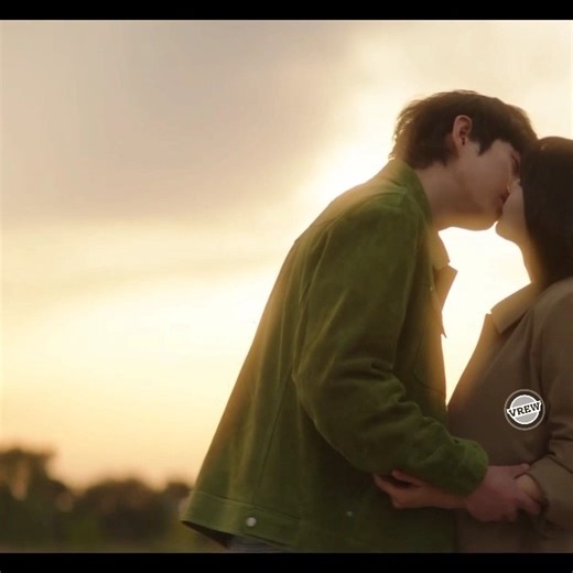 iPOP TV on Instagram: "id He Finally Propose? 💍 The Romantic Ending We Waited For [To the Moon Ep.12] @ipoptv Start your 2-week FREE Trial & Watch the full episode: https://www.ipop.net/watch/700795 💬 If you hit the jackpot with crypto, would you stop working or keep going? Tell us below! [Official Finale Clip] The emotional finale is here! 🌕 Just when Da-hee feels like giving up on the rooftop, Da-hae steps in with a reality check that saves a life. "If you die on a Friday, I have to spend m