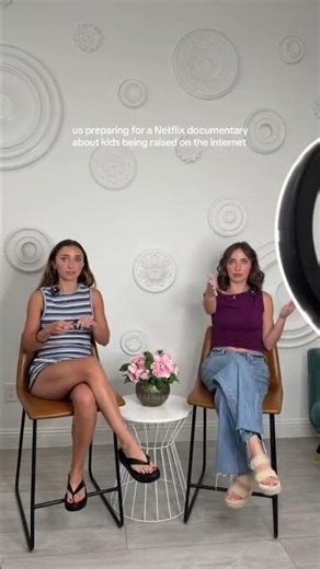 👀 #netflix #documentary #twins #internet