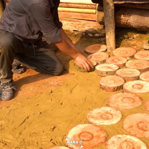 1.4K views · 28 reactions | "Building a Survival House on a Fallen Tree  #Survival #Bushcraft #Outdoor | Nana 3 | Facebook