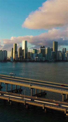 Hospitality isn’t something we offer at Quest. It’s something we practice- every single day. From the way we greet you, to how we anticipate what you’ll need before you ask, hospitality here isn’t an amenity on a list. It’s an art form, shaped by intention, experience, and genuine care. Because when you feel supported, seen, and welcomed- your work does better things. #RelentlessHospitality #QuestWorkspaces #HospitalityAsAnArt #WorkBetter | Quest Workspaces