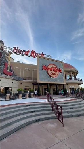 The World’s Largest Hard Rock Cafe is in Orlando!
