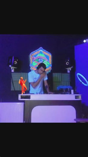 First live of 2026 tomorrow around 5ish 🤟 #live #HardDance #TranceEnergy #HardHouse