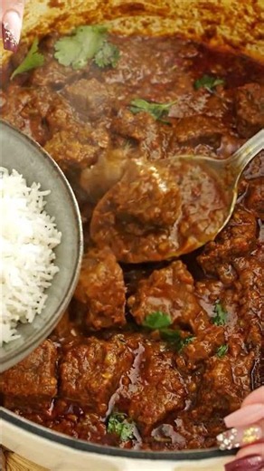 Slow-Cooked Beef Curry That Melts in Your Mouth! 🍛🤤