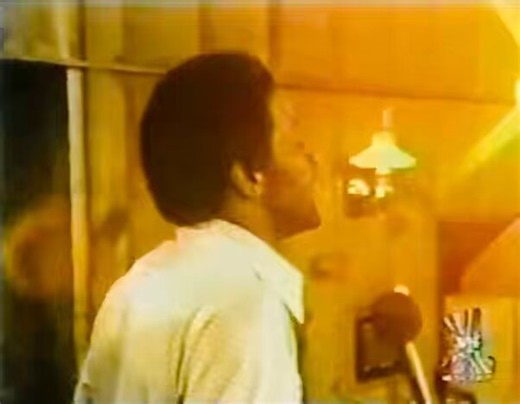 RT @SVG__Collection: Awesome footage of Al Green and Chicago performing “I’m So Tired of Being Alone.