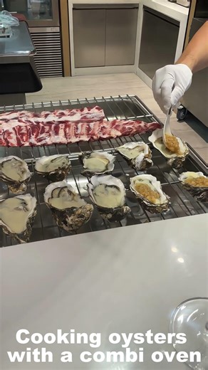 Restaurant Secret: Combi Steamer Oysters with Garlic Butter – Fast & Consistent:#combioven #cooking