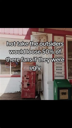 #outsiders #prettyprivilege #johnnycakess #dallaswinston | the outsiders
