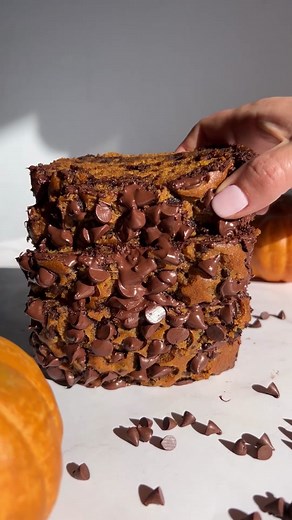 Delicious Pumpkin Chocolate Chip Bread Recipe