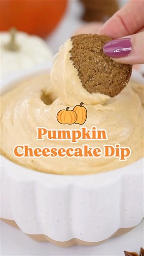 Pumpkin Cheesecake Dip 🧡😍 This creamy and dreamy pumpkin dip is an easy fall treat you can whip up in 5 minutes with just 6 ingredients! Tastes just like pumpkin cheesecake - use cookies or graham crackers for dipping - just like the crust! Ingredients: 1 box instant vanilla pudding (5oz box) 2 cups whipped topping (such as Cool Whip) 8 oz cream cheese (softened) 1 can pumpkin puree (15 oz can) 2 teaspoons pumpkin pie spice 2 teaspoons vanilla extract Full recipe below👇 #pumpkinseason #cheese