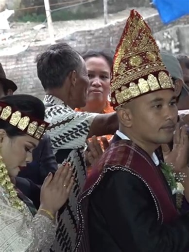 Traditional Batak Wedding Dance: Hula-hula Siburian