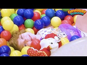 Genevieve Plays at Indoor Playground with Slides and Ball Pits!