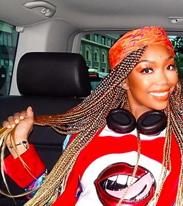 Brandy's Hairstylist Denies Rumors She Wore Lace Front Braids In The 90s: That's A LIE - theJasmineBRAND