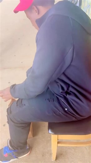 Tiffany Curry on Instagram: "Bran finally got him something to eat ,,,!!! #bigmamakids #Godisgood #singlemom #mamapoopoo #bigmama"