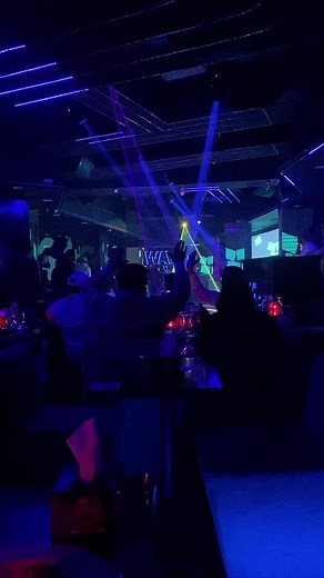 waveclubcairo على TikTok