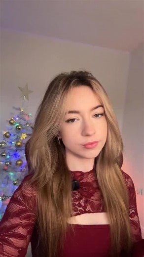 Alicia ✩ on Instagram: "Thanks to @rainbow6_uk for giving me these codes for yall this holiday season