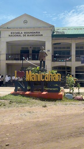 Ya imbita kanatun Man judge na un Culmination aki na Manicahan NHS noy 👋🏻 hello alma matter 😍 #sirjeh #culminatingactivity2025 #ballroomdancing #moderndance | Nasbue Noy