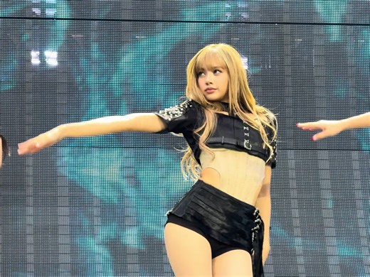 【4K】BLACKPINK - 'How You Like That'舞台表演直拍 巴黎场 DAY2丨250804