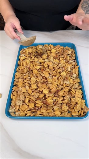 Quick and tasty! This recipe makes the best fall snack, it's always such a hit | Kells Kitchen