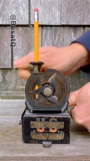 Satisfying Vintage Pencil Sharpener ✏️
