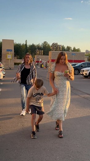 185K views · 10K reactions | He saved the boy 勞 #shorts #reelsinstagram #tiktok #reels #likee #instadaily #trending #humor #funny #andreyvg #reelsindia | Андрей Васильев | Facebook