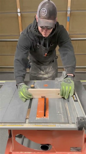 Reinforcing Cornhole board legs 💪 #cornhole #woodworking #DIY #maker #shorts