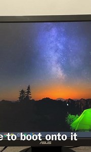 I tried using Zorin Linux as my Main OS #linux #shorts #computers
