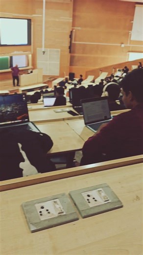 ATTENDANCE ka khauf .. MA110 course n. bhi le rkhi h 🥺