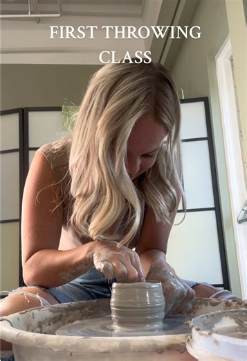 Don’t be scared to try new things, I literally had no clue what I was doing 🤭#potterywheel #throwingpottery #hobbies #tiktok #pottery