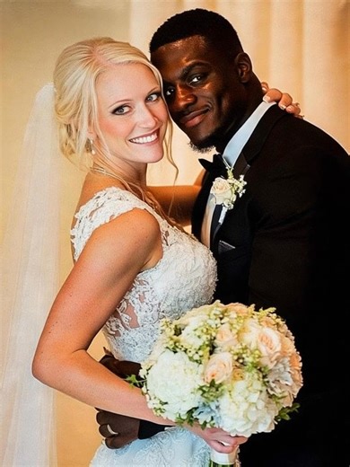 7.8K views · 16 reactions | Unbelievable twist!  Our wedding photographer accidentally sent me the wrong photos from our big day.  At first, I thought it was just a simple mistake, until I saw what was really captured. 鹿 That’s when I knew I had no choice but to file for divorce.  Scroll down to the top comment to see how it all unfolded! ⬇️⬇️⬇️ | Fun Day | Facebook